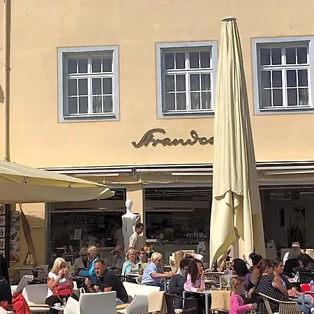 فندق Strandcafe Dischinger 2*